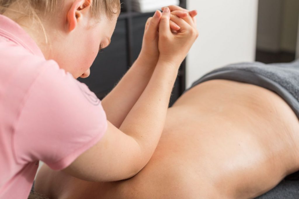 Zwangerschapsmassage | Wellness Compleet Almelo | Wellness fysio almelo IMG 7616 Wellness Compleet Almelo
