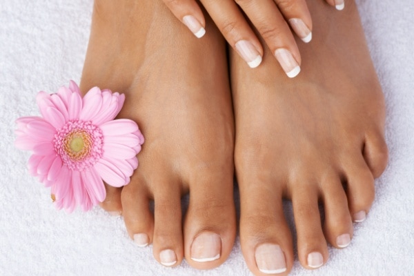 Manicure, Pedicure + aanbrengen Gellak